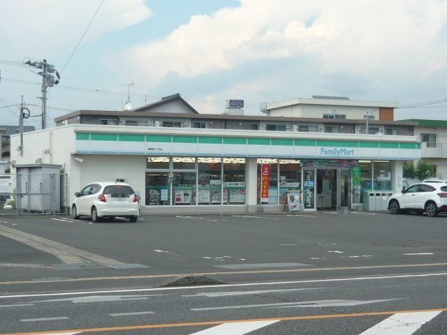 ファミリーマート鹿屋寿三丁目店まで350m