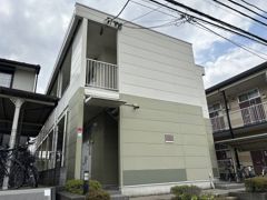 レオパレスフローラリアの外観画像