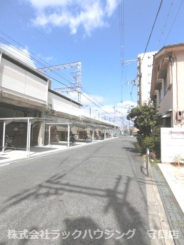 近くに施設あり