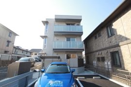 コリーヌ宮の町の外観画像