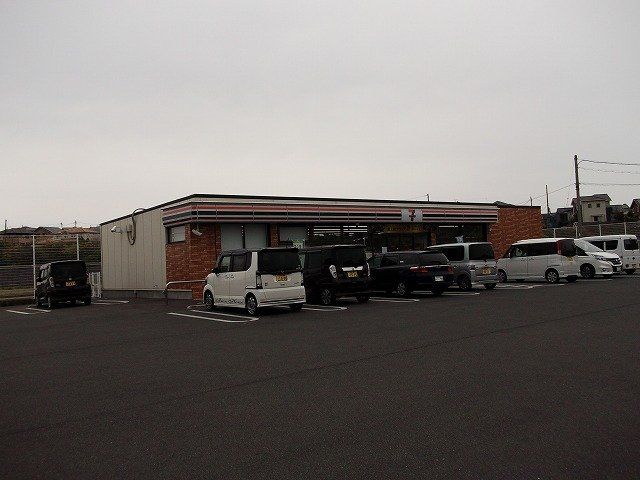 セブンイレブンまで120m