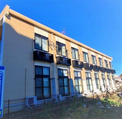 レオパレスオークアベニューの外観画像