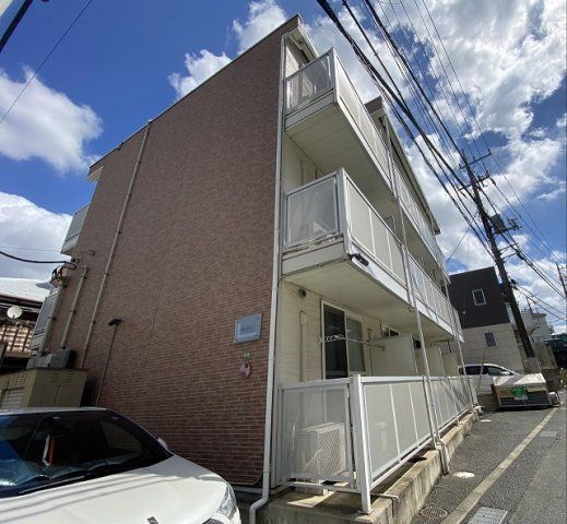 レオパレスデンファレの外観画像