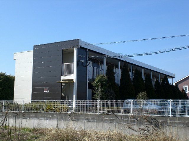 レオパレスチャムプレイスの外観画像