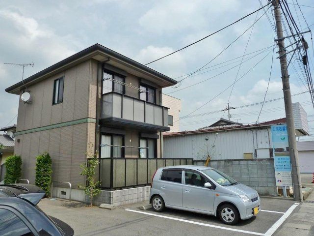 ハイツアーバンの外観画像