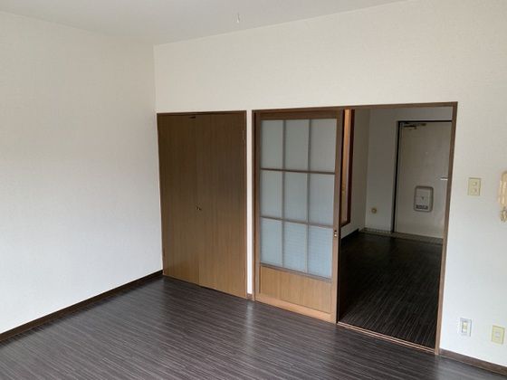 ベッドルーム