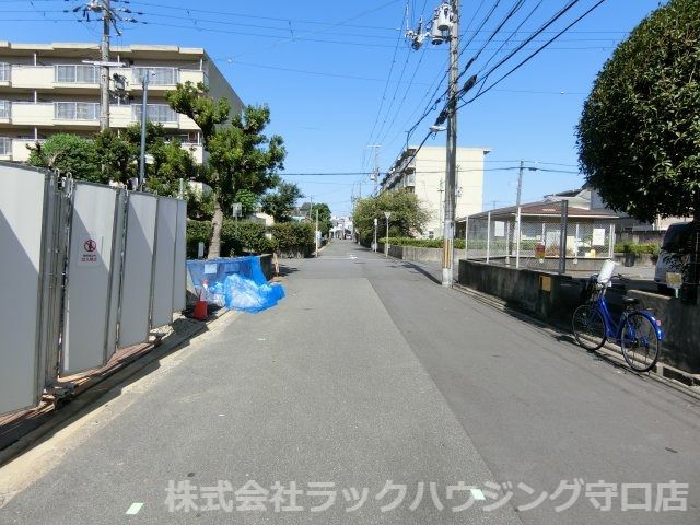 近くに施設あり
