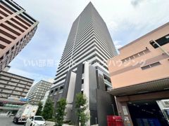 ロイヤルメドゥ香里園タワーの外観画像