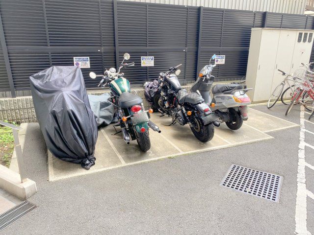 その他