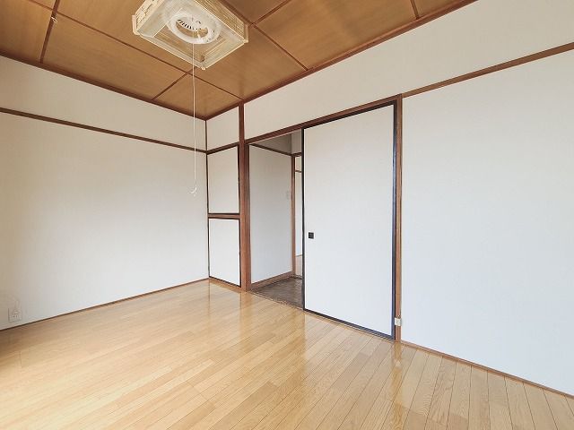 洋室