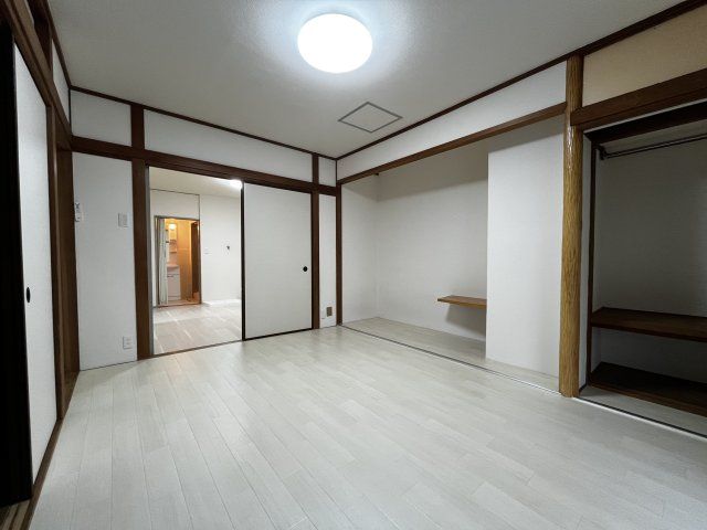 ベッドルーム