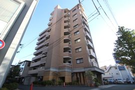 キャトル セゾンの外観画像