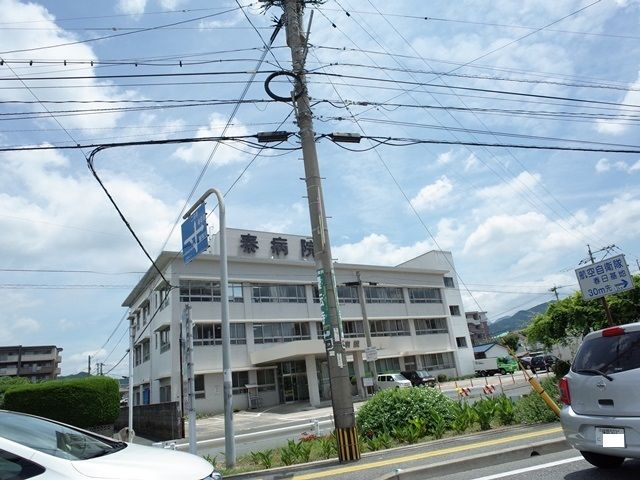 近くに施設あり