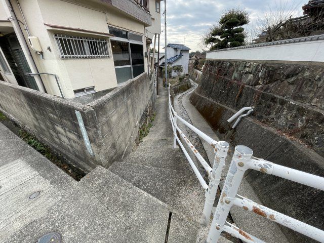 近くに施設あり