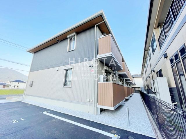 横代小学校(350m)