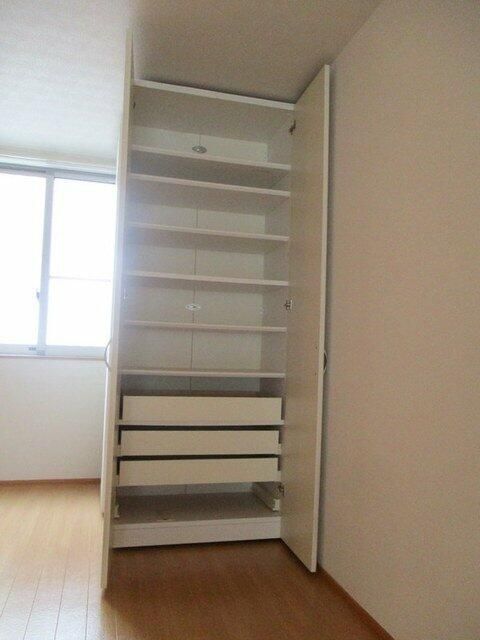 ベッドルーム