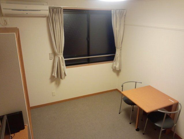 ベッドルーム