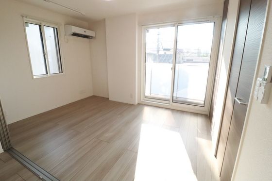 ベッドルーム