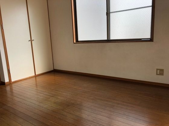 ベッドルーム