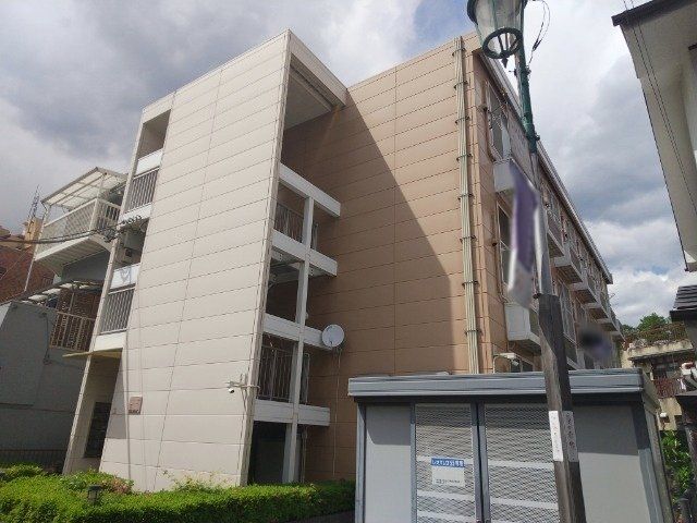 レオパレスソリティア青梅の外観画像