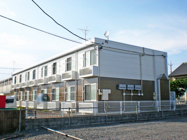 レオパレスReds fieldの外観画像