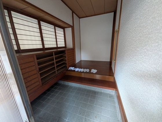 玄関