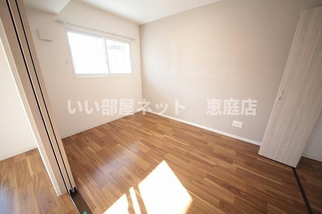 ベッドルーム