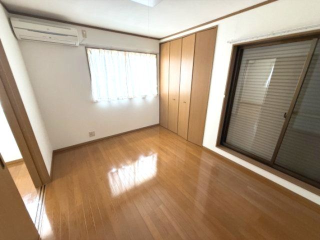 ベッドルーム