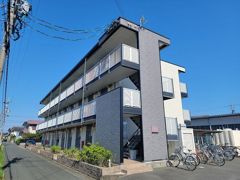 レオパレストルネード豊岡の外観画像