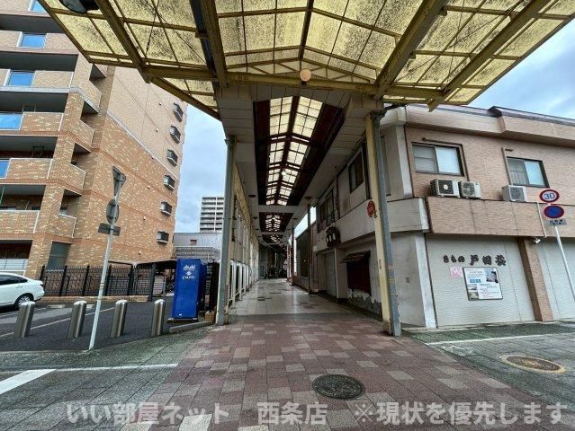 近くに施設あり