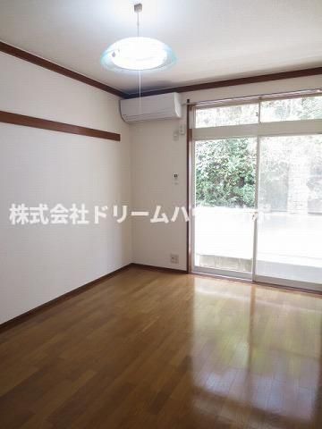 ベッドルーム