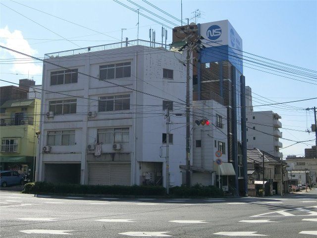 ネイビーシエスタ呉中央5丁目の外観画像