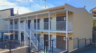 レオパレスラビーネの外観画像