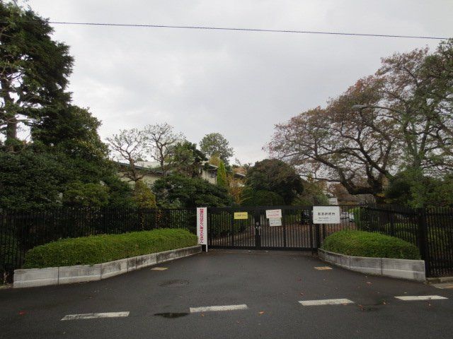 近くに施設あり