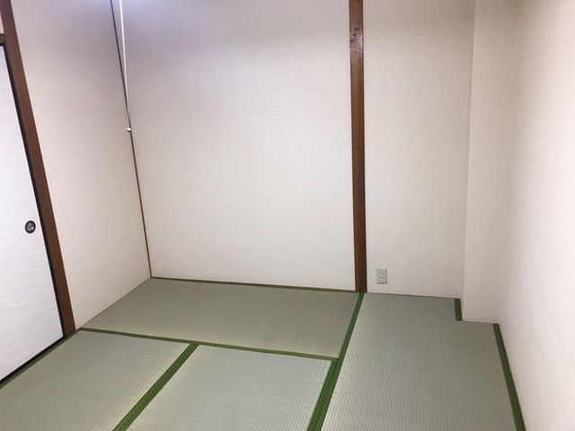 ベッドルーム