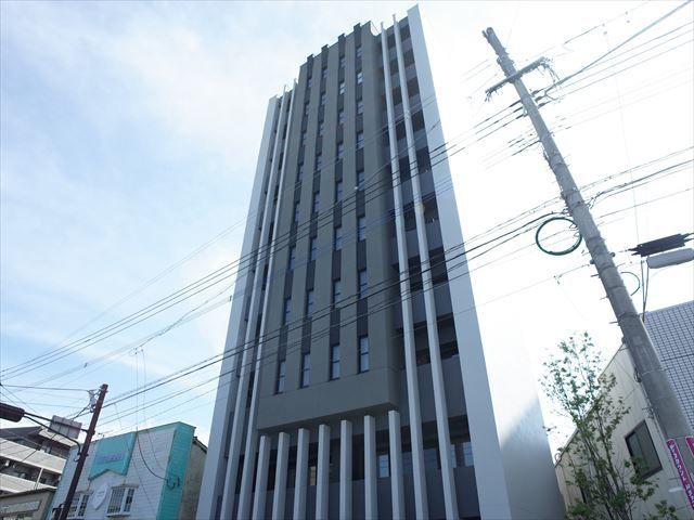 CREA FIRSTの外観画像