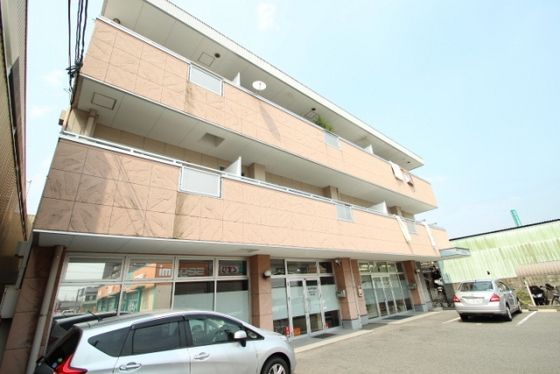 シャルルIMAZUの外観画像