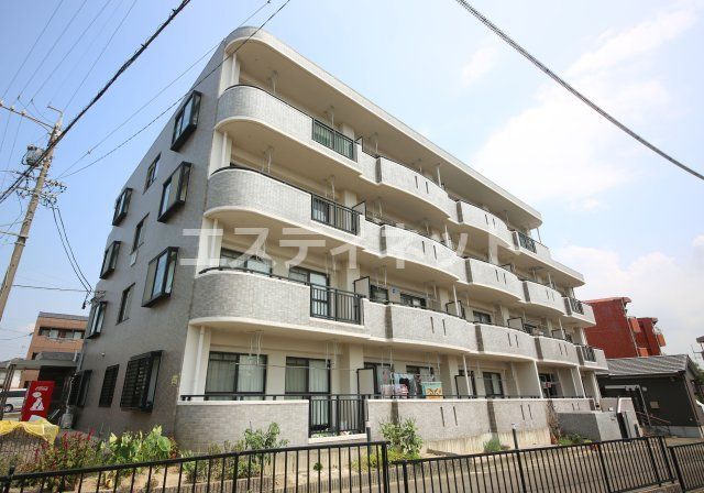 サプリーム新舞子の外観画像