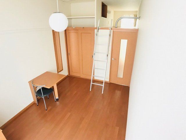ベッドルーム