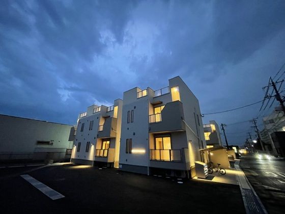 GRANDTIC GLORYⅠの外観画像
