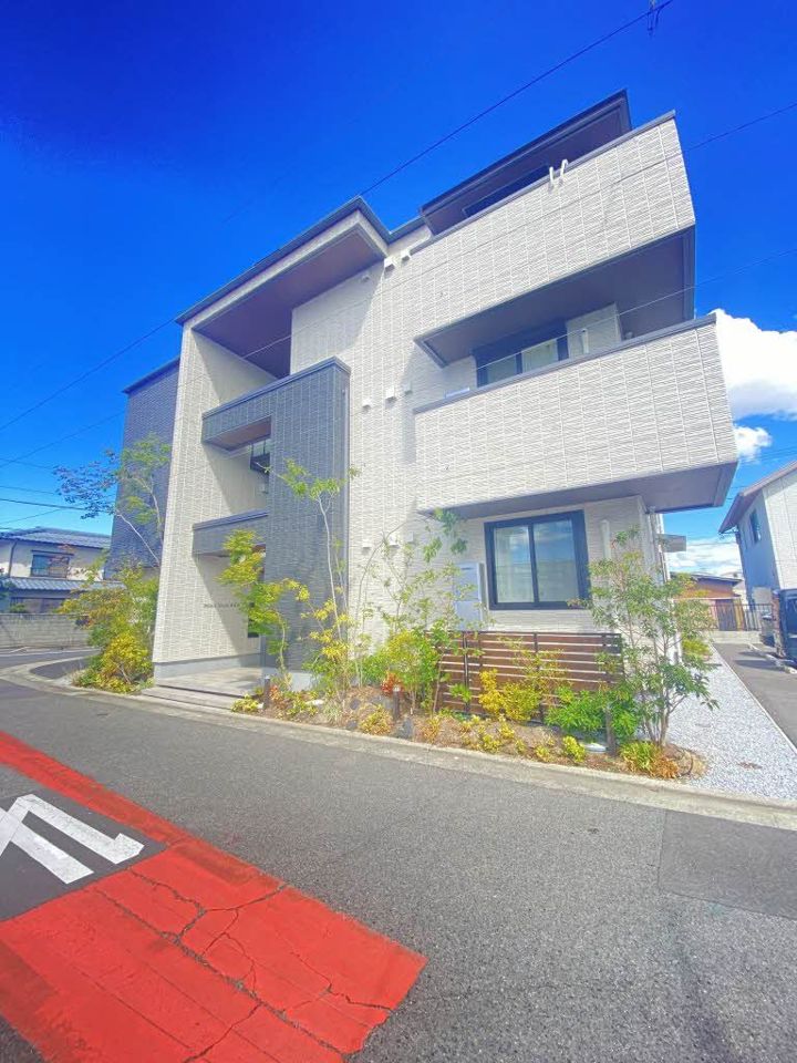 ソレイユコート伏石町の外観画像