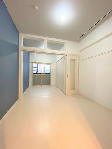 穴生中学校(560m)