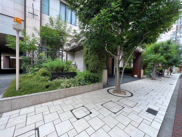 近くに施設あり