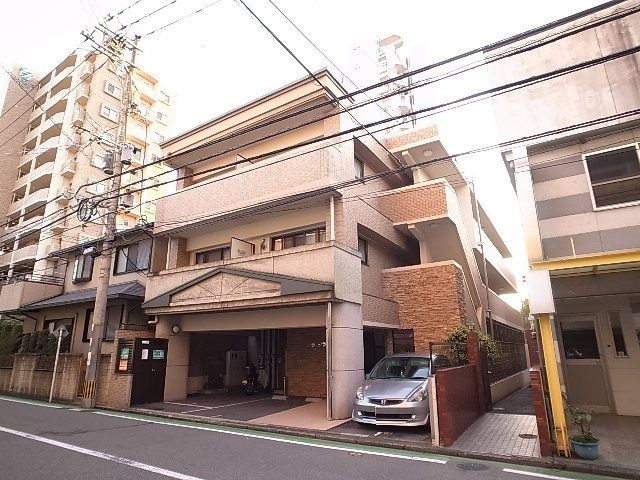 ラ・シラガネーゼの外観画像
