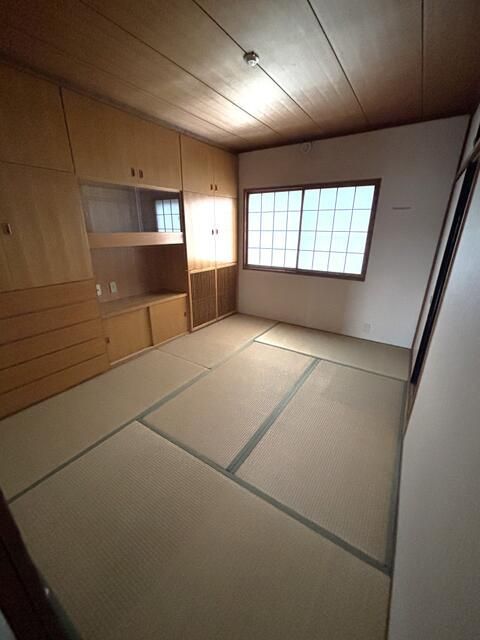 ベッドルーム