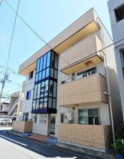 アドバンスの外観画像
