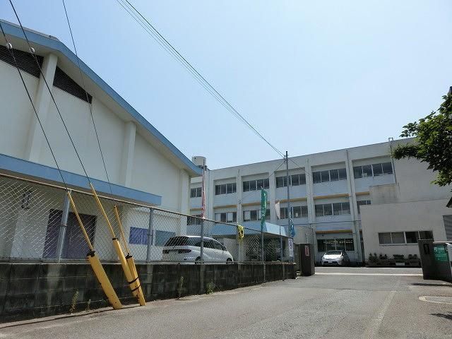 浅川小学校(1450m)