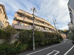 レジデンス代々木公園の外観画像