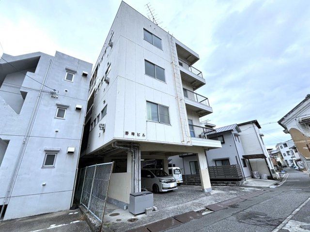野崎ビルの外観画像