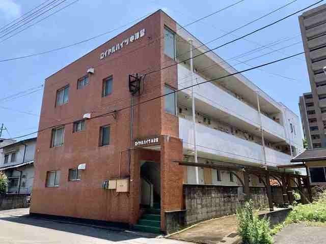 ロイヤルハイツ中津留の外観画像